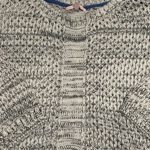 VICTORIA SECRET Chunky Knit Dolman Sweater - Picture 4 of 7